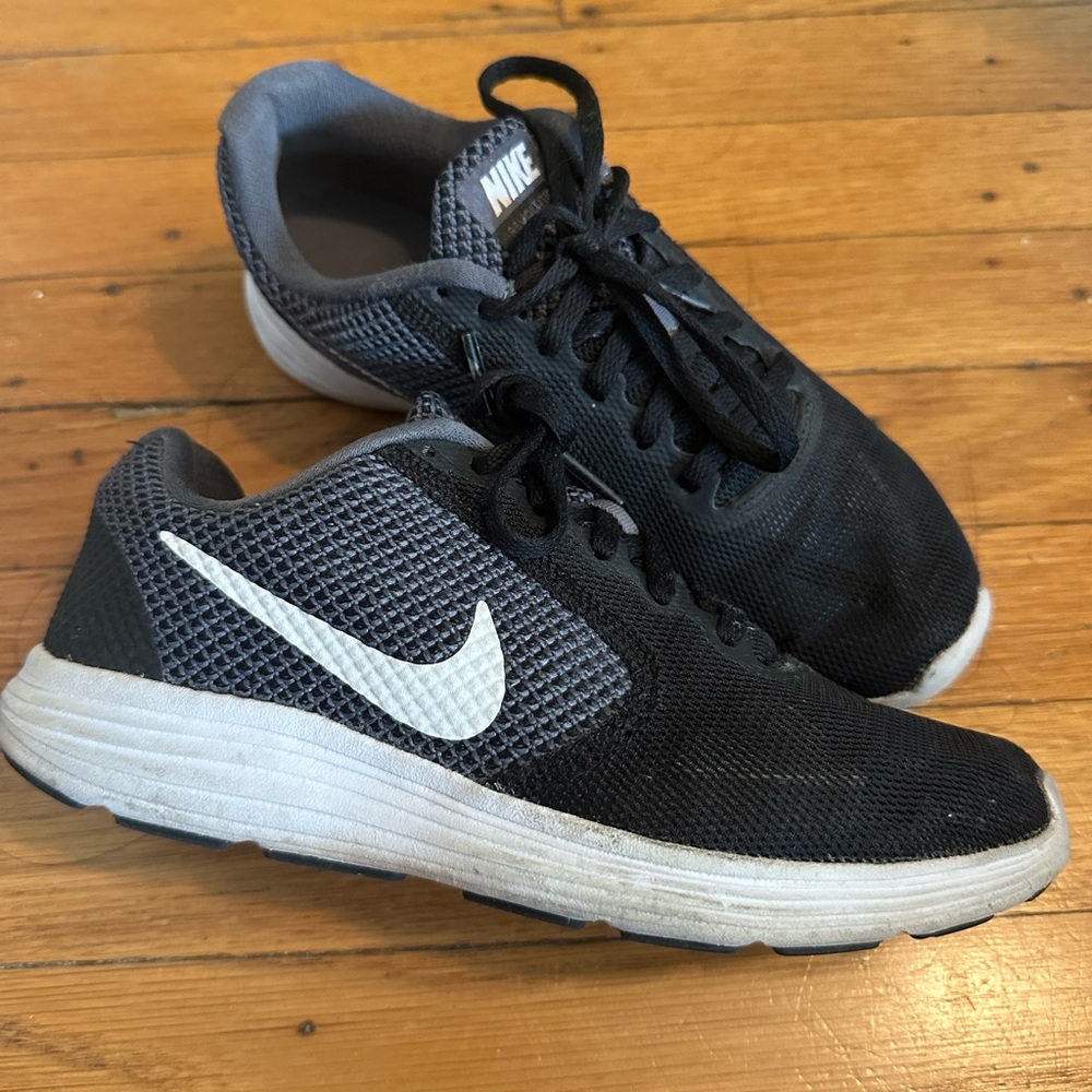 Nike training sneakers